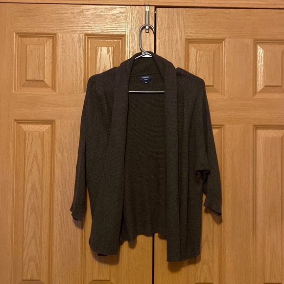 Knitted cover up - Picture 1 of 2